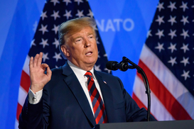 Торговая война обостряется: Трамп анонсировал новые пошлины на авто из ЕС