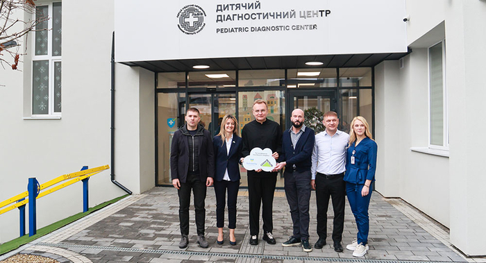 Открытие обновленного отделения детской больницы во Львове