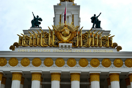 Гроші на вибори: депутатам Держдуми РФ достроково видадуть премії