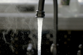 Тарифы на воду в Украине: где горячая вода стоит дороже всего