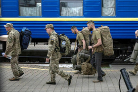 Мобилизация в День рождения: в 25 лет мужчины попадают в правовую ловушку