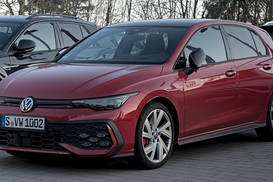 Golf снова всех обогнал: украинцы массово везут старое, но надежное